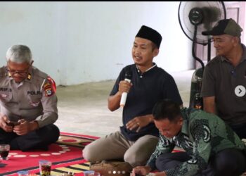 Polres Tanah Laut Guyub Bersama Warga Saat Laksanakan Program Jumat Curhat